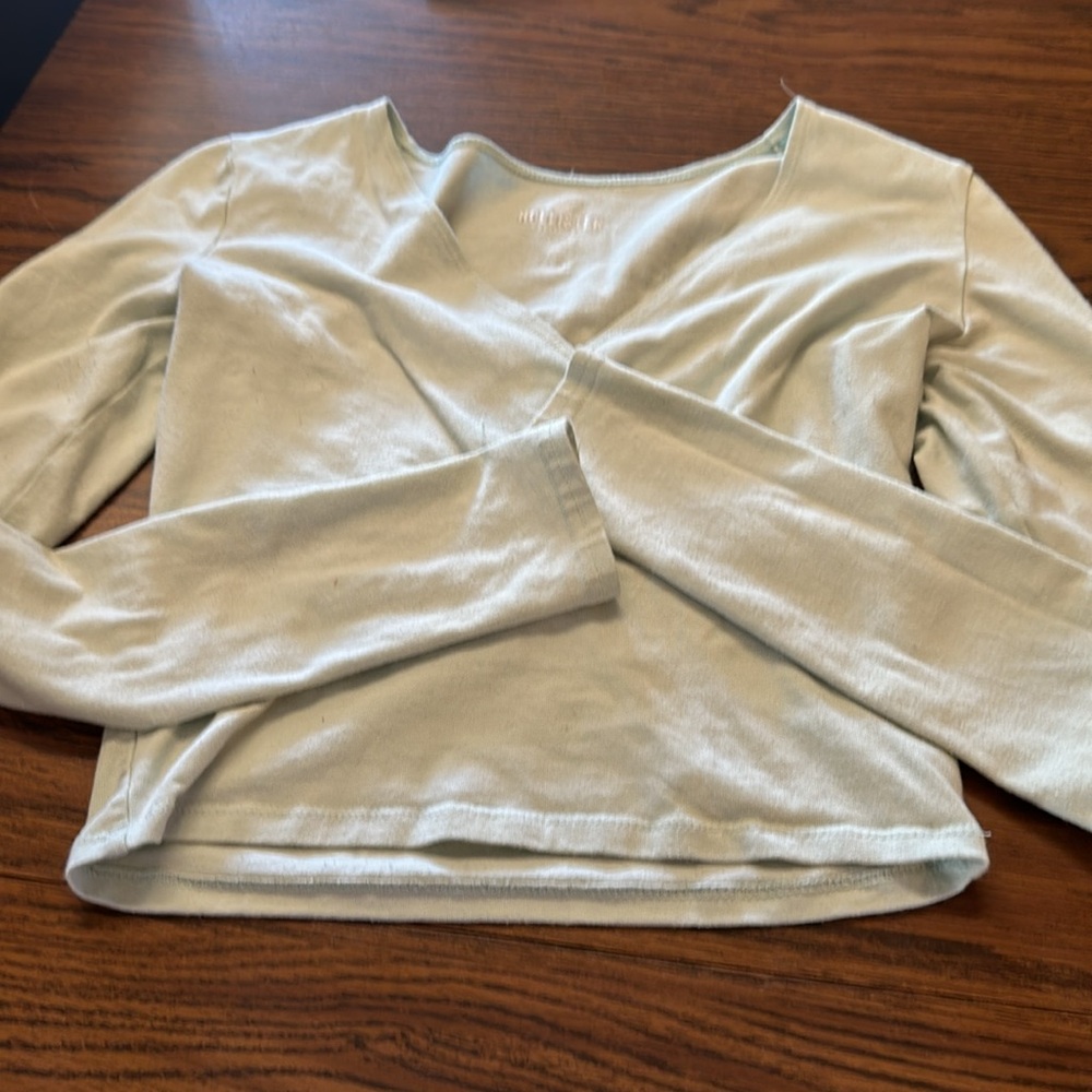 Hollister crop top
